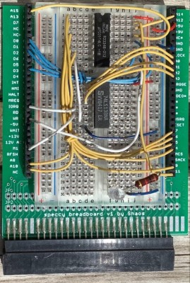 2114 SRAM chip tested using a ZX Spectrum